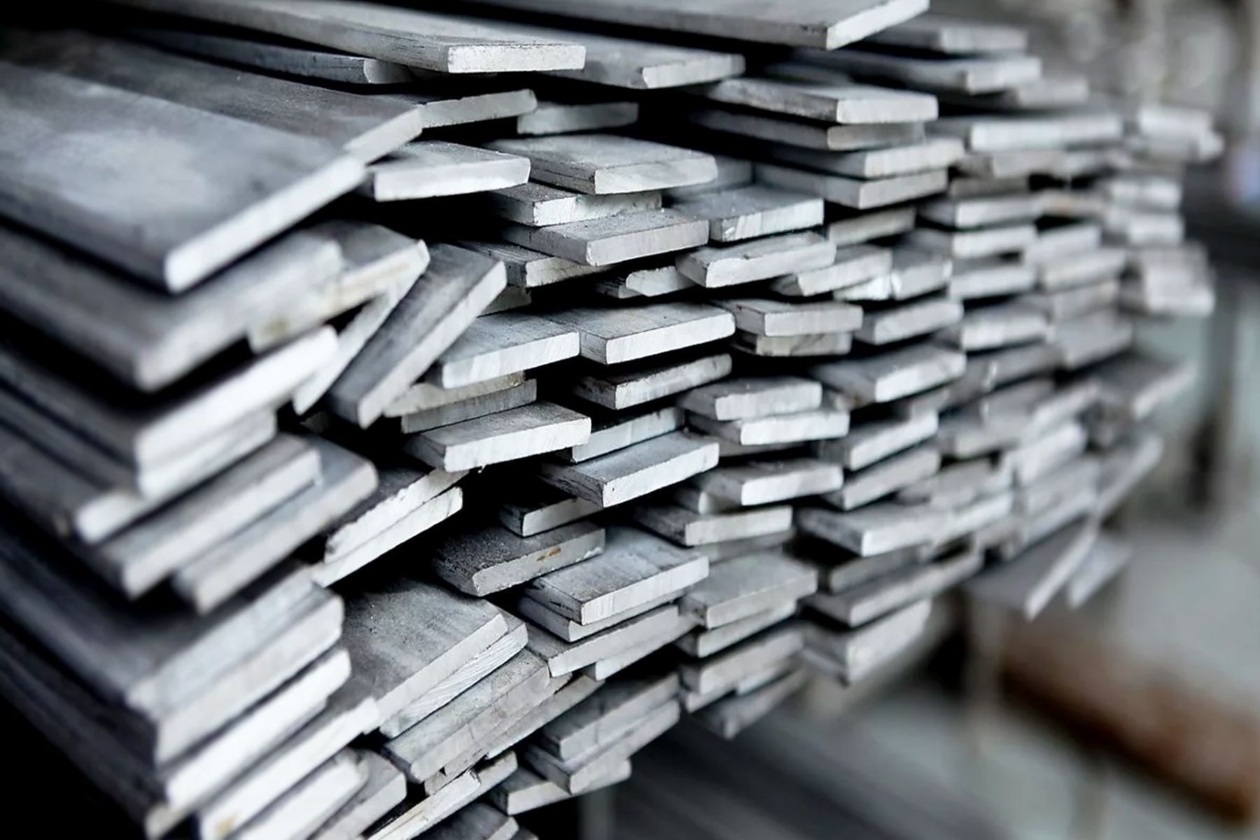 крепкая сталь