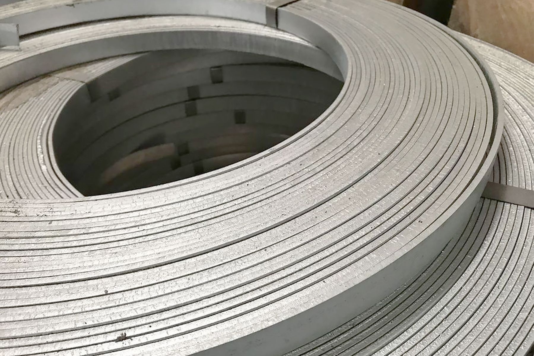 крепкая сталь