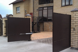 распашные ворота монтаж зимой