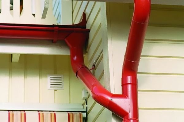 Металлические водосточные тройники