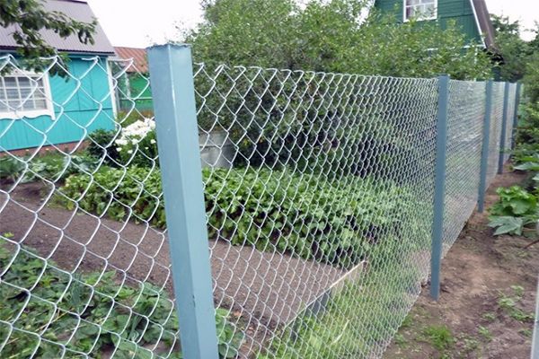 Установка забора своими руками