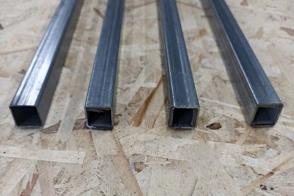 Труба 20х20х1,5 оцинкованная