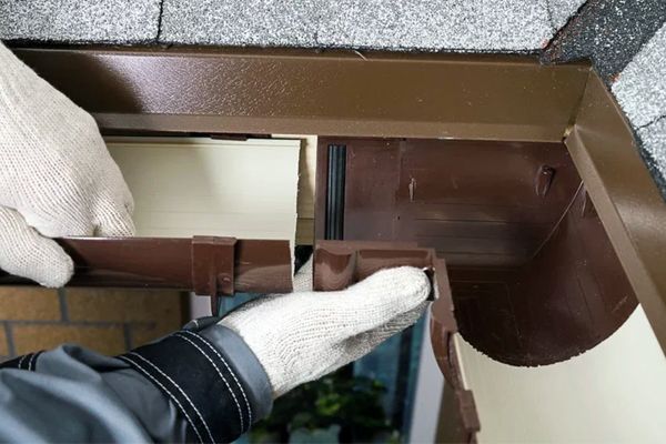 Внутренние углы желоба.jpg Внутренние углы желоба.jpg