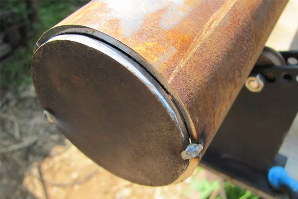 Заглушка металлическая 32 мм