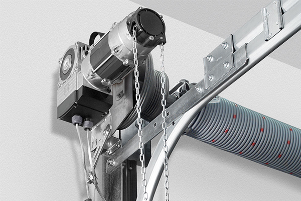 Электроприводы для промышленных ворот.png