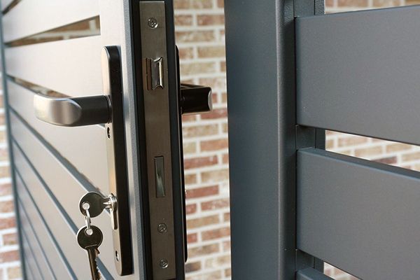 Врезные замки