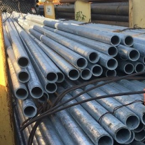 Электросварные оцинкованные трубы 76х3,5 мм 7,8 м