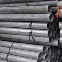 Электросварные оцинкованные трубы 114х4,5 мм 7,8 м